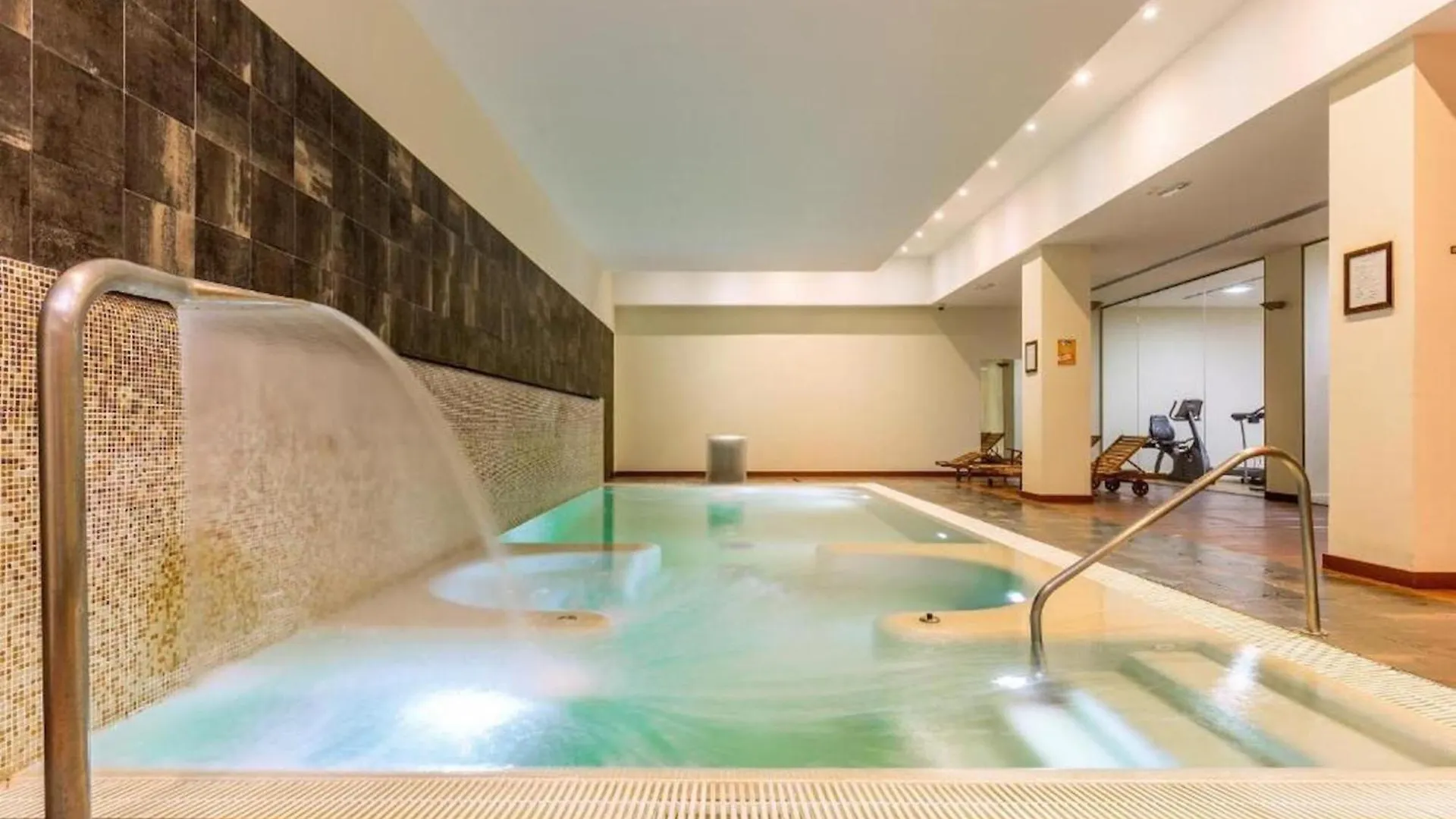 Luxury Ground Floor Apartment With Spa Facilities Estepona