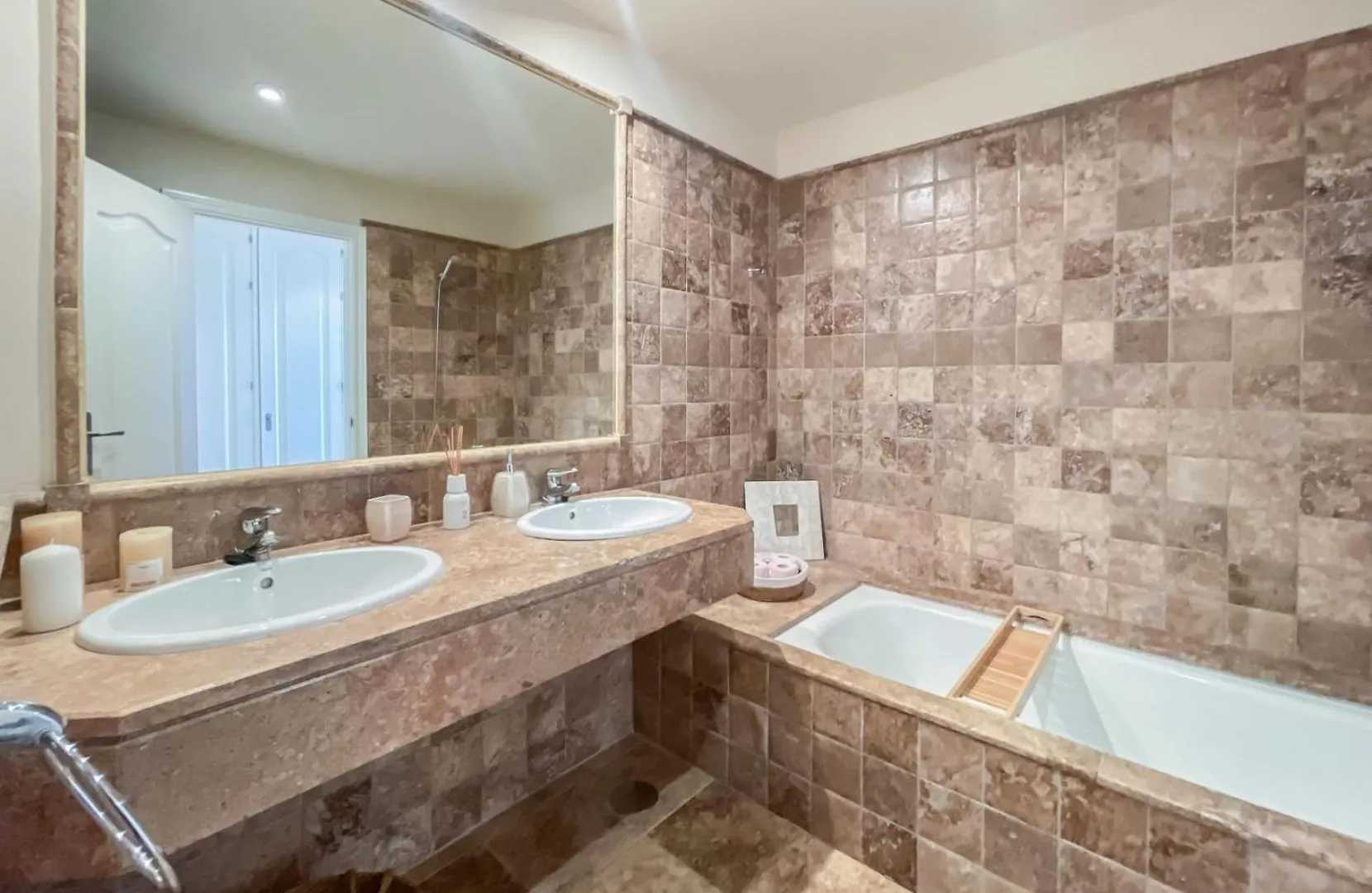 Luxury Ground Floor Apartment With Spa Facilities Estepona Spain