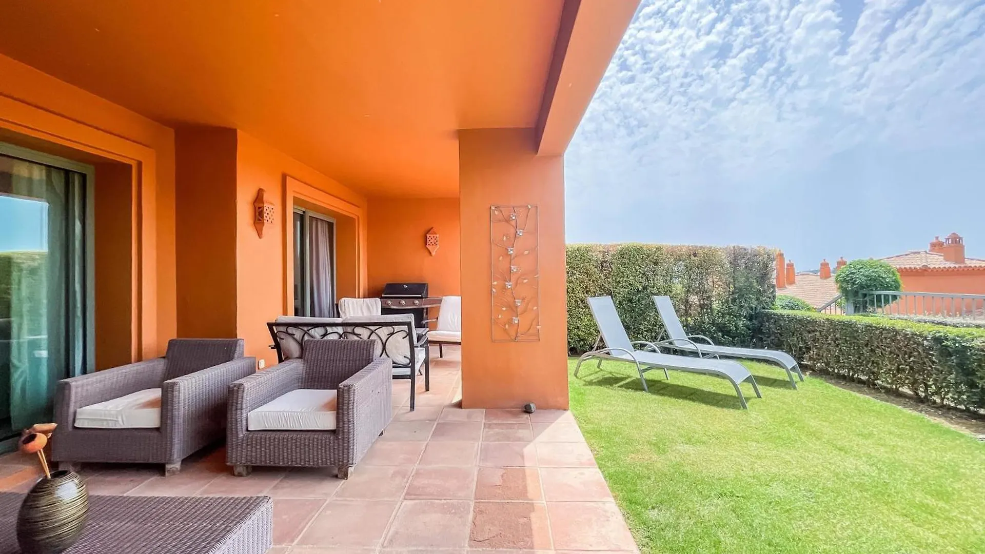 Luxury Ground Floor Apartment With Spa Facilities Estepona